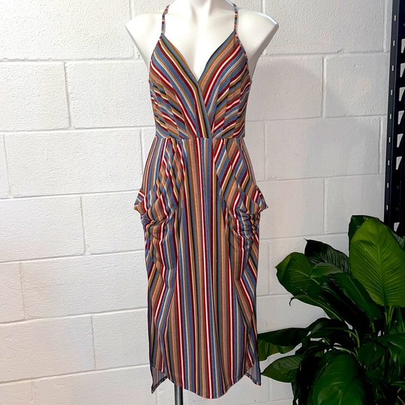BCBGeneration Dresses & Skirts - Vertical Aztec Stripe Dress with Pockets